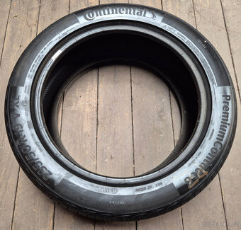sleva Continental 235-50 R 19 V XL Premium Contact 6 - 4