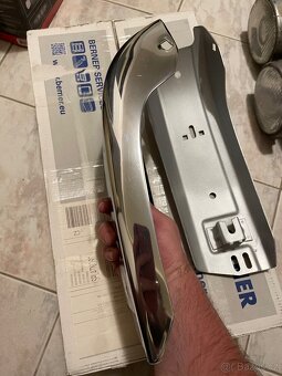 Originál L + P chromovaný roh předního nárazníku BMW e30 - 4