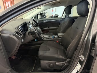 Ford Mondeo 2.0 EcoBlue S&S SW Titanium rok 03/2021 - 4