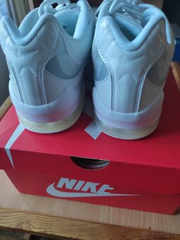 Prodám 2 páry NIKE, nenošené - pouze vyzkoušené - 4