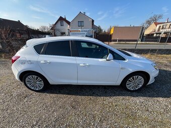 Opel Astra 2016, 103kw, TOP - Auta na splátky BEZ registrů - 4