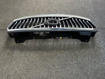 VOLVO XC60 II LIFT Maska - 4