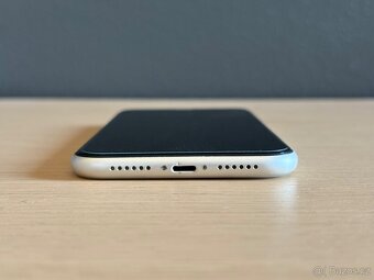 iPhone 11 128GB - 4