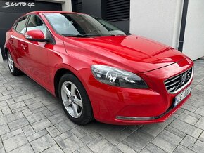 VOLVO V40 D3,2013,110kw,5ti válec - 4