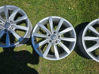 Alu kola VW 5x112 R17 - 4