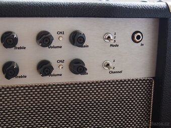 Diezel Einstein celolampové kytarové 50W kombo - 4