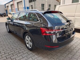 Škoda Superb 3 Combi Style 2.0TDI 110kW DSG Matrix Virtu ACC - 4