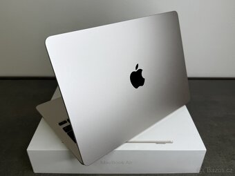 MacBook Air 13'' 2022 / M2 / 8GB / 256GB SSD / Starlight - - 4