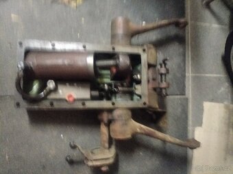 Zetor 4011 hydraulika, ramena, závěs, konzole - 4
