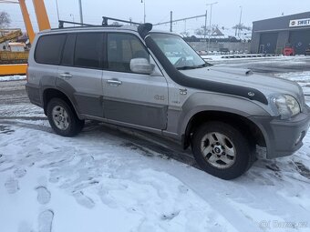 Hyundai Terracan - 4