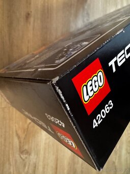 Lego Technic 42063 - 4