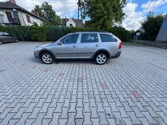 Skoda octavia 4x4 scout 2.0 tdi 2009 - 4