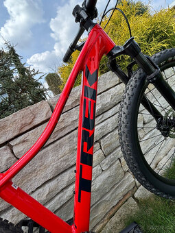 TREK Marlin 8 - 4