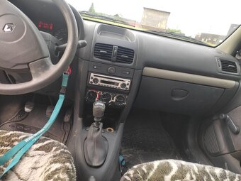 Renault Clio 1,2 47kw rok 2005 klimatizace - 4