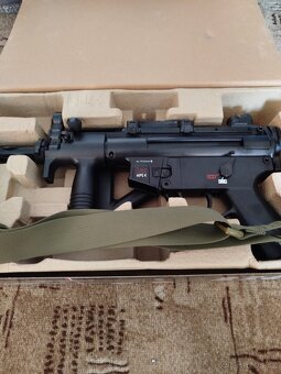 MP 5 vzduchový samopal - 4