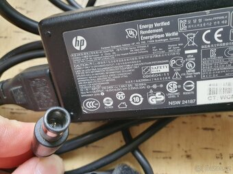 2x origo funkční HP nabíječka na Notebook. - 4
