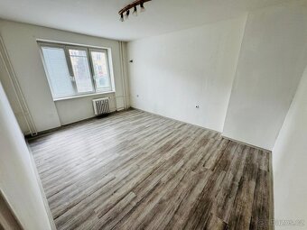 (773) Pronájem, byt 1+1, 40 m, 95, Bukovany - 4