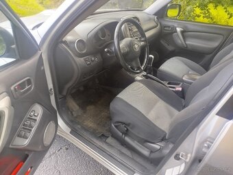 Toyota rav4 - 4