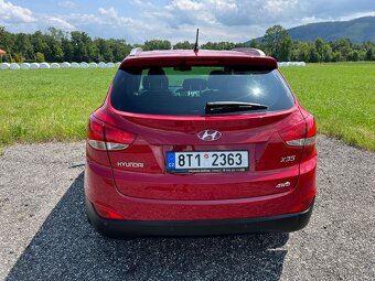Hyundai ix35 2.0 MPI 4WD 6AT, CZ původ, servisováno, 2. maj. - 4