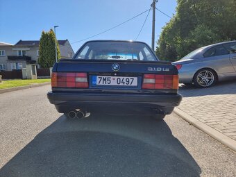 Bmw 318is - 4