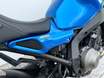 Yamaha XSR 900 - 4