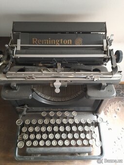 Starozitny psací stroj - 4