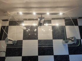 Skleněný stolek pod televizi - 4