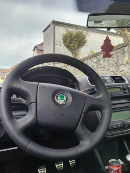 ŠKODA ROOMSTER SCOUT 1.4 MPI - 4