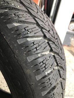 Zimní pneu 235/45/18 - 4