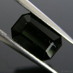 Turmalín přírodní, oktagon - 2,28 ct. - 4
