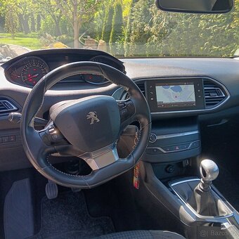 Prodám peugeot 308 II SW T9 1,5 blue HDi 96kw r.v 10/2018 - 4