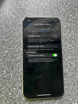iPhone XR, 64 GB - 4