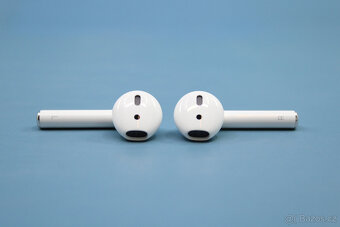 Originál sluchátka Apple AirPods (2019)-se zárukou - 4