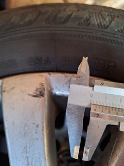 Prodám ALU kola originál VW 195/65 R15 - 4
