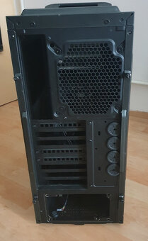 Corsair 400R Carbide Series černá - 4