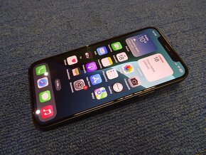 APPLE iPhone 12 64GB black + 5D sklo - 4