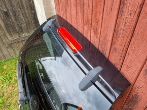 KIA Sportage II JE_ KM_ víko kufru, zadní dveře - 4