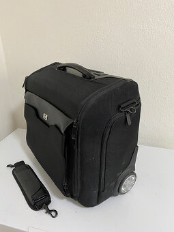 Kufr na notebook HP Deluxe Roller Case 17" - 4