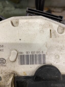 Škoda Superb III levé přední okno, zámek motor - 4