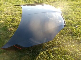 Fabia 2 Roomster kapota  lišta kapoty - 4