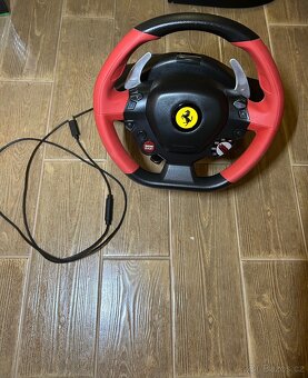 Volant Thrustmaster Ferrari 458 Spider pro Xbox One/Series - 4