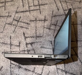 Lenovo X240 - Core i5 - SSD - 8GB RAM - 4