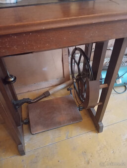 Šicí stroj Omega - 4