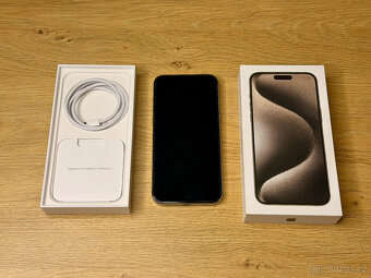 iPhone 15 Pro Max 256 GB přírodní titan - 4