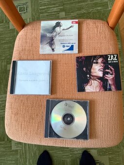 CD, kazety, lupy - 4