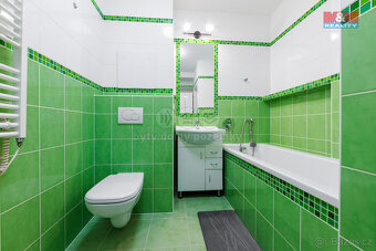 Prodej bytu 2+1, 71 m², Karlovy Vary, ul. Hybešova - 4