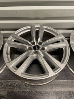 Alu AUDI Q7 5x112 20” 4M0601025G - 4