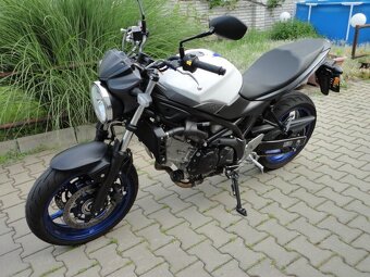 SUZUKI SV650 - 4