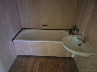 Prodám byt 3+1, 63 m², 2NP, lodžie, J. Maluchy, Ov - Dubina - 4