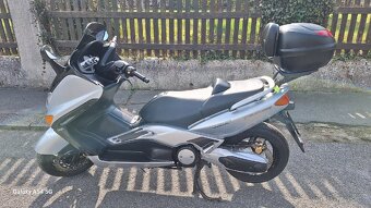 Yamaha T-max - 4